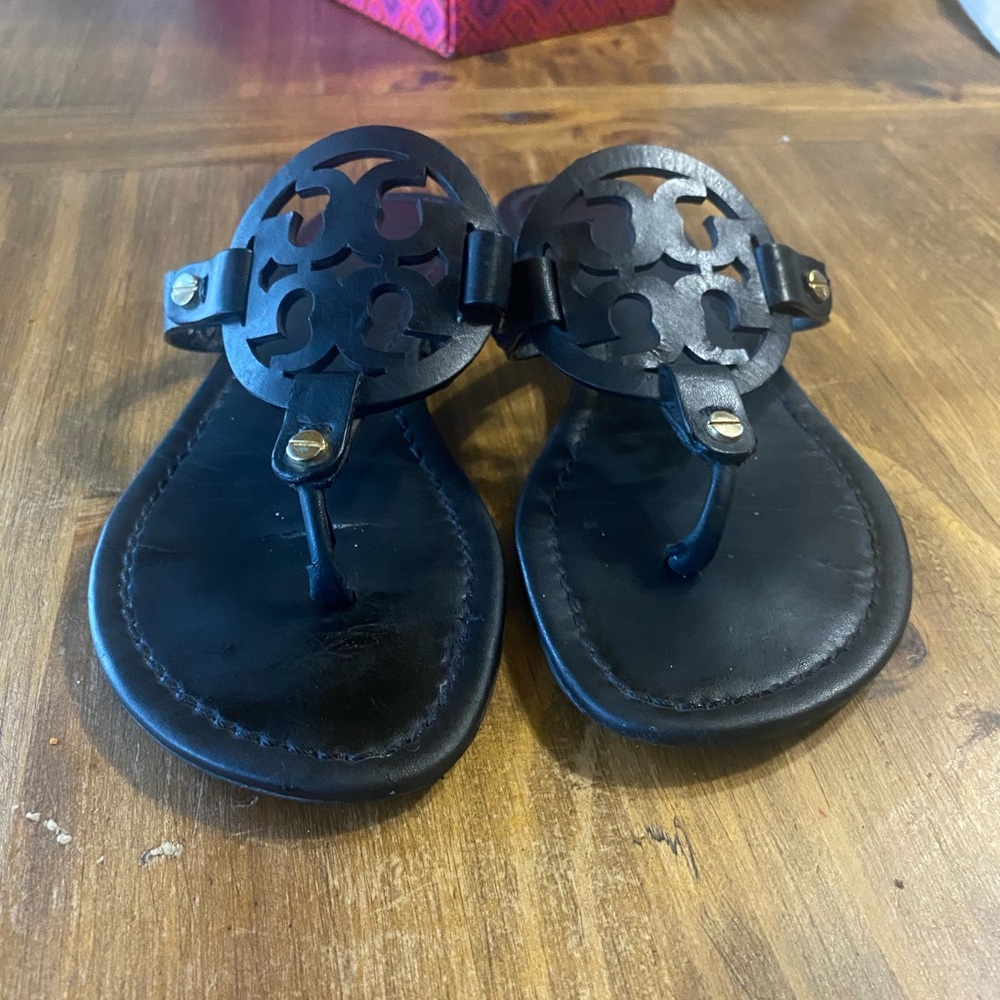 Tory burch sandals